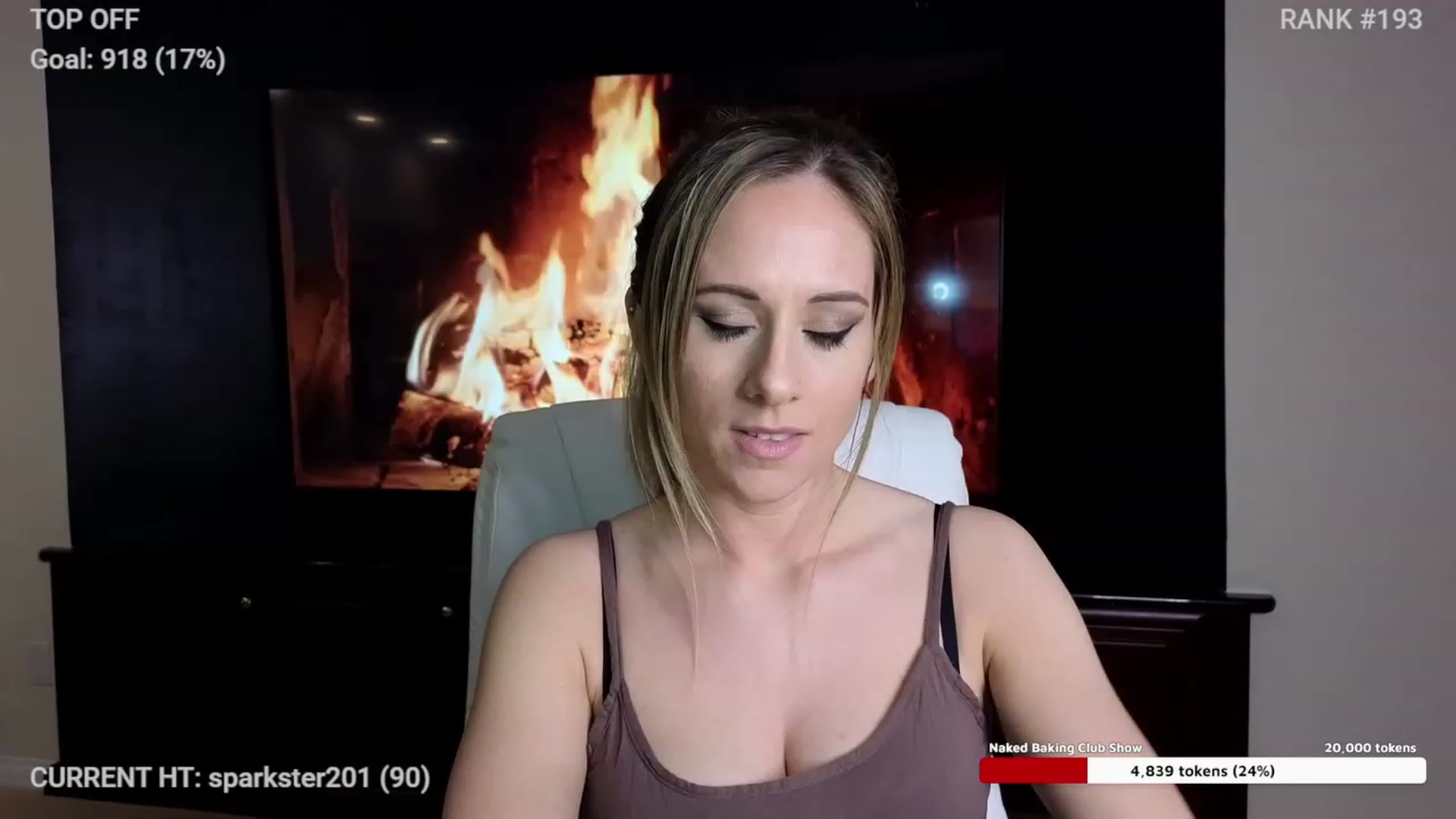 Gallery image thumbnail from Queen_of_LKC's myfreecams stream on, 01/07/2023, 05:03 image 3 of 20