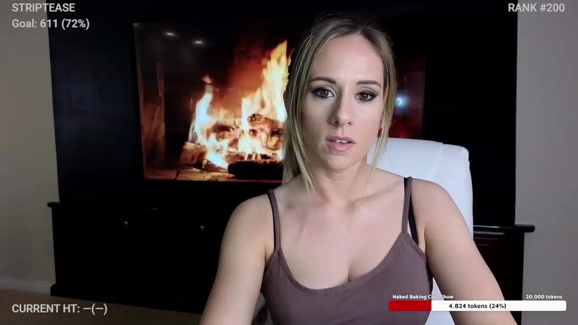 Gallery image thumbnail from Queen_of_LKC's myfreecams stream on, 01/07/2023, 05:03 image 1 of 20