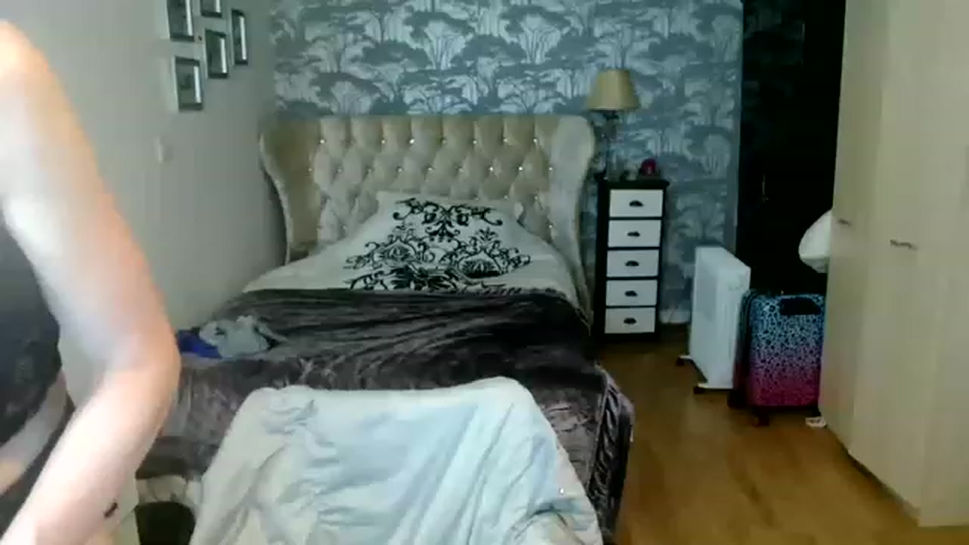 Gallery image thumbnail from Queenbgoddess's myfreecams stream on, 01/01/2023, 02:35 image 2 of 20