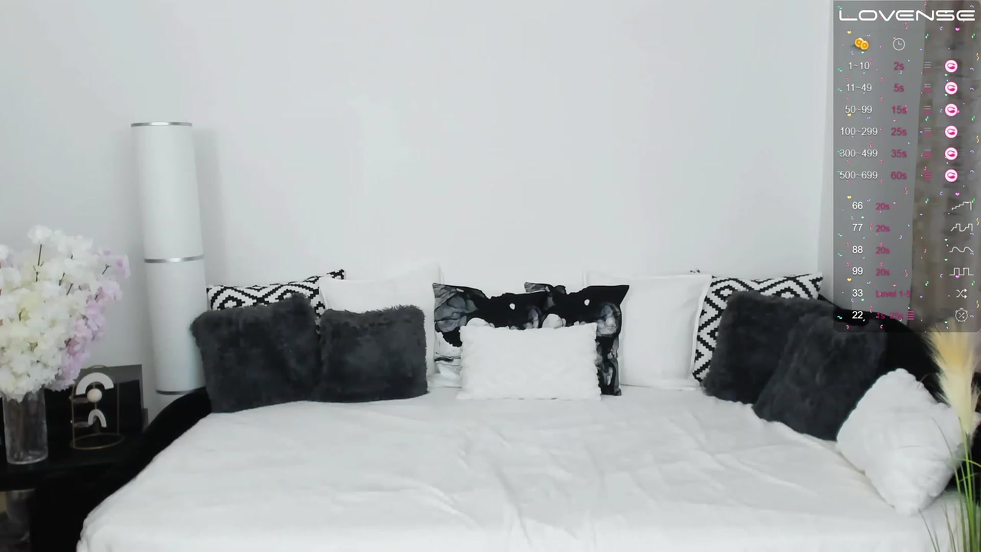 Gallery image thumbnail from Queenevamaria's myfreecams stream on, 03/22/2023, 24:03 image 11 of 20
