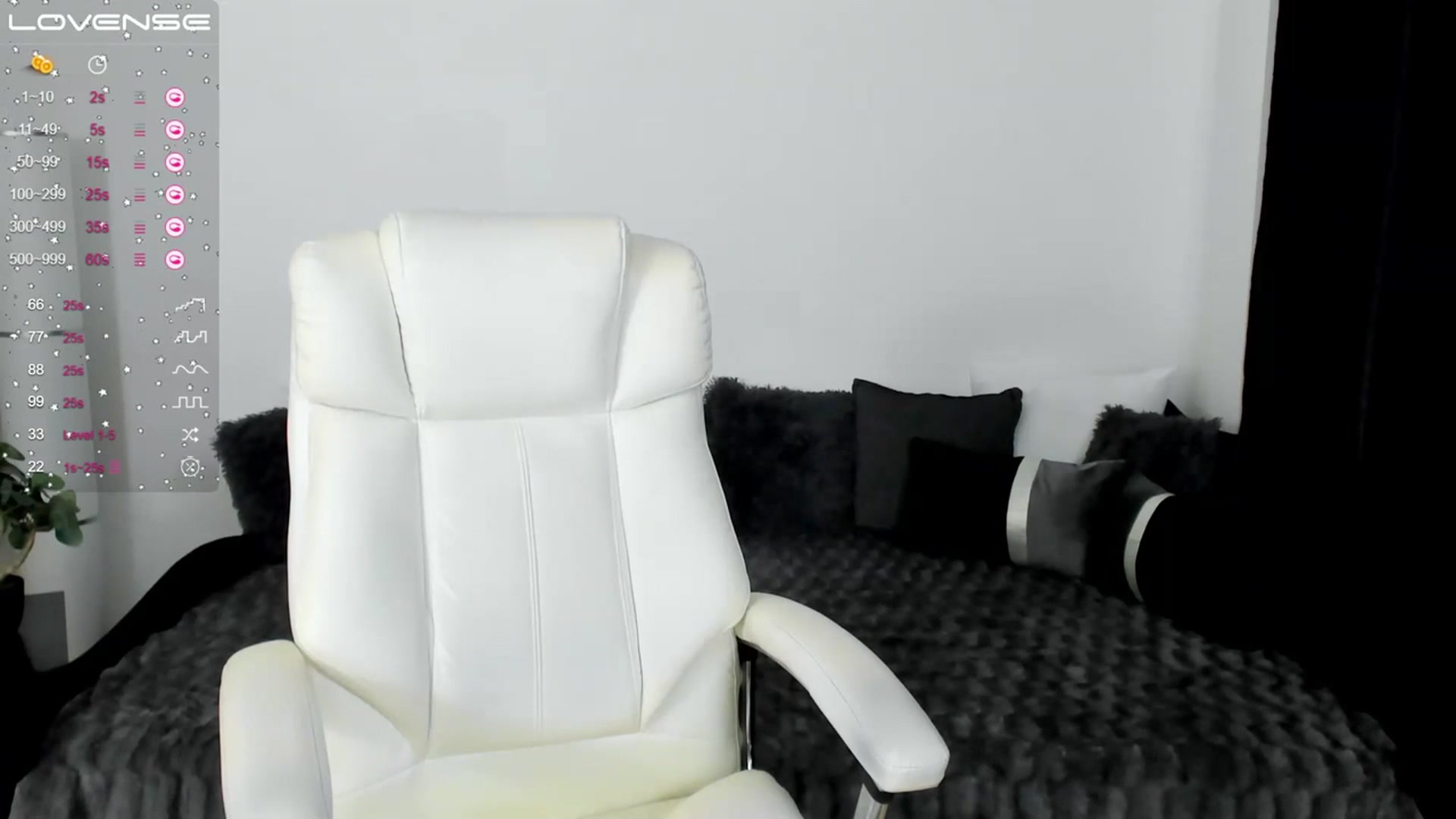Gallery image thumbnail from Queenevamaria's myfreecams stream on, 07/13/2023, 21:58 image 4 of 20