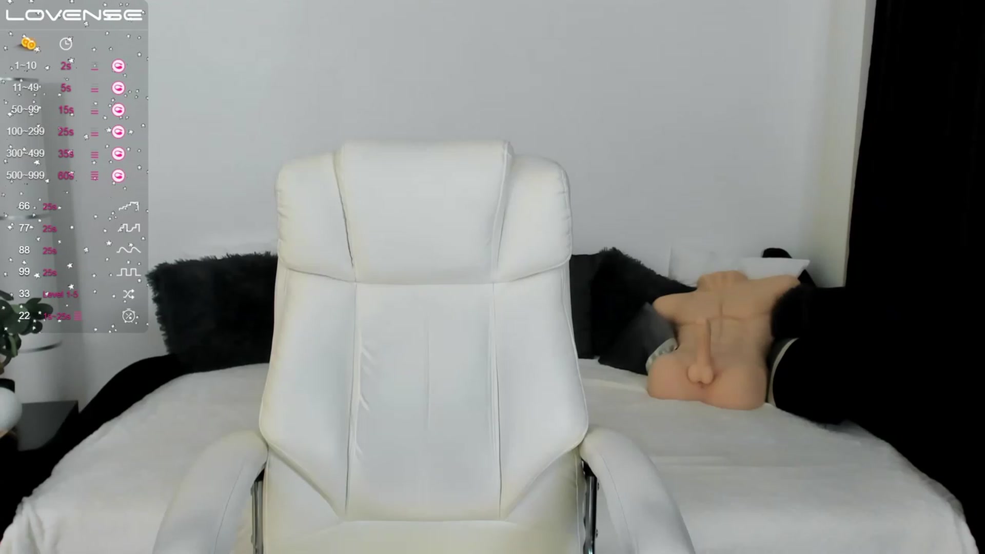 Gallery image thumbnail from Queenevamaria's myfreecams stream on, 07/30/2023, 22:34 image 15 of 20