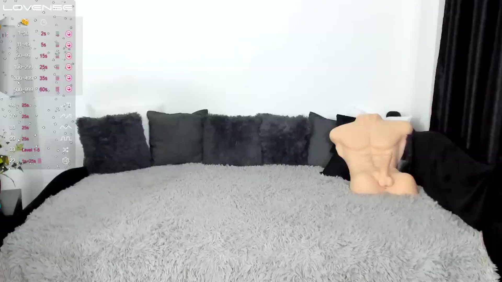 Gallery image thumbnail from Queenevamaria's myfreecams stream on, 08/13/2023, 01:25 image 8 of 20