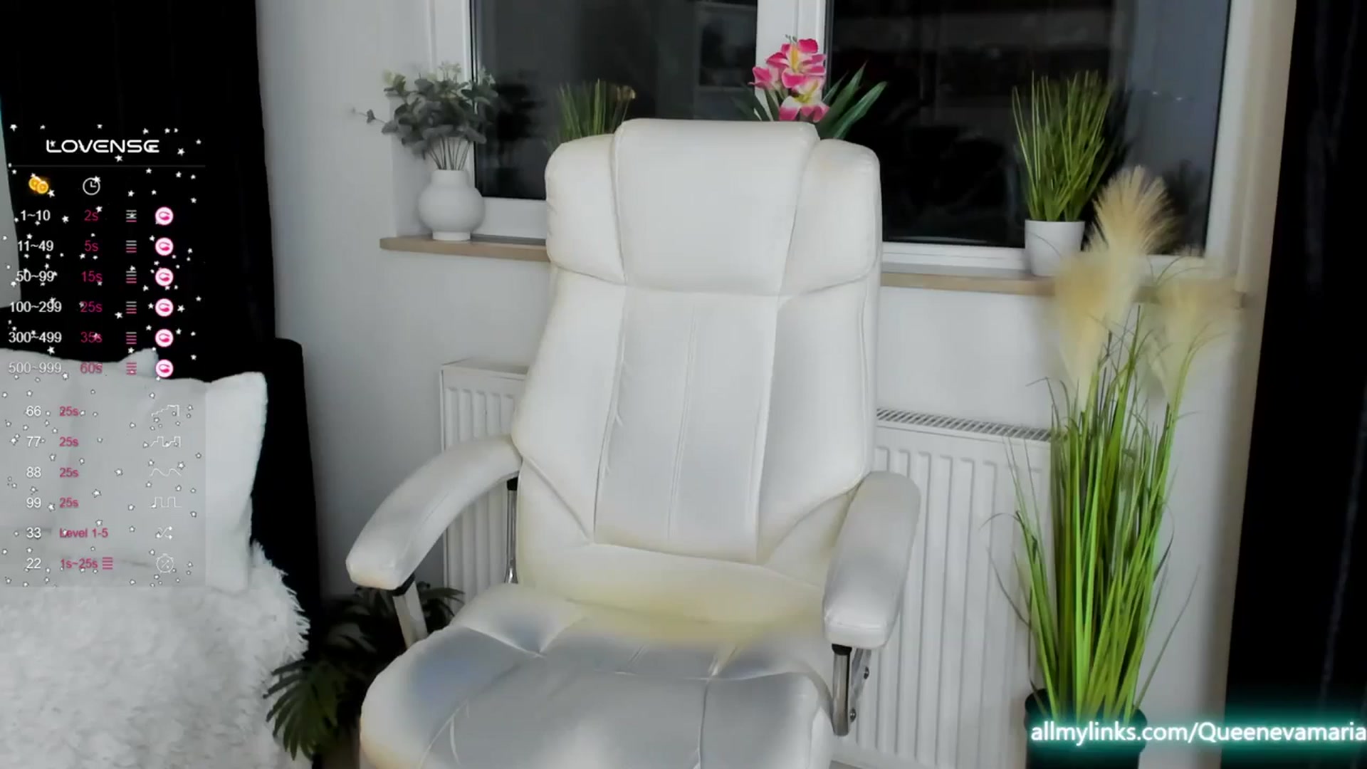 Gallery image thumbnail from Queenevamaria's myfreecams stream on, 01/23/2024, 24:33 image 15 of 20