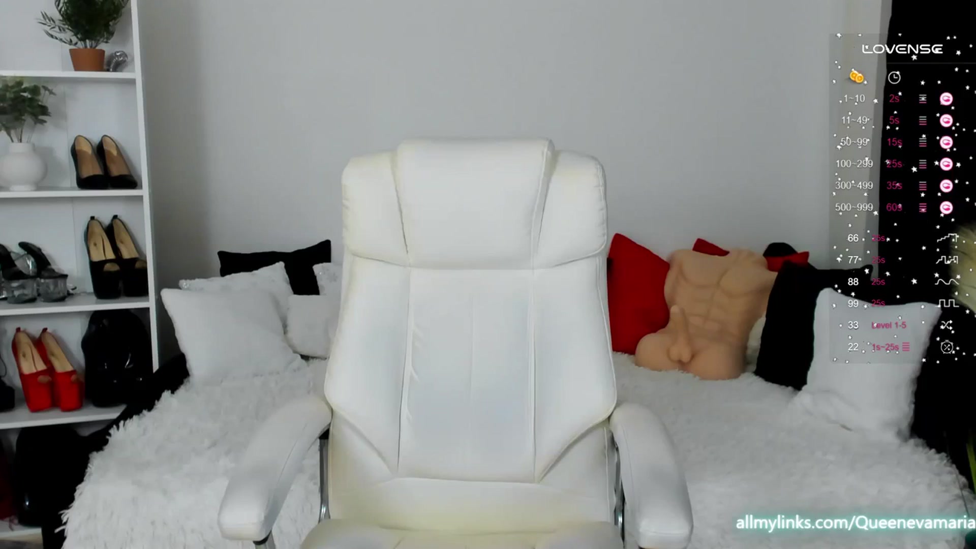 Gallery image thumbnail from Queenevamaria's myfreecams stream on, 01/28/2024, 23:52 image 15 of 20