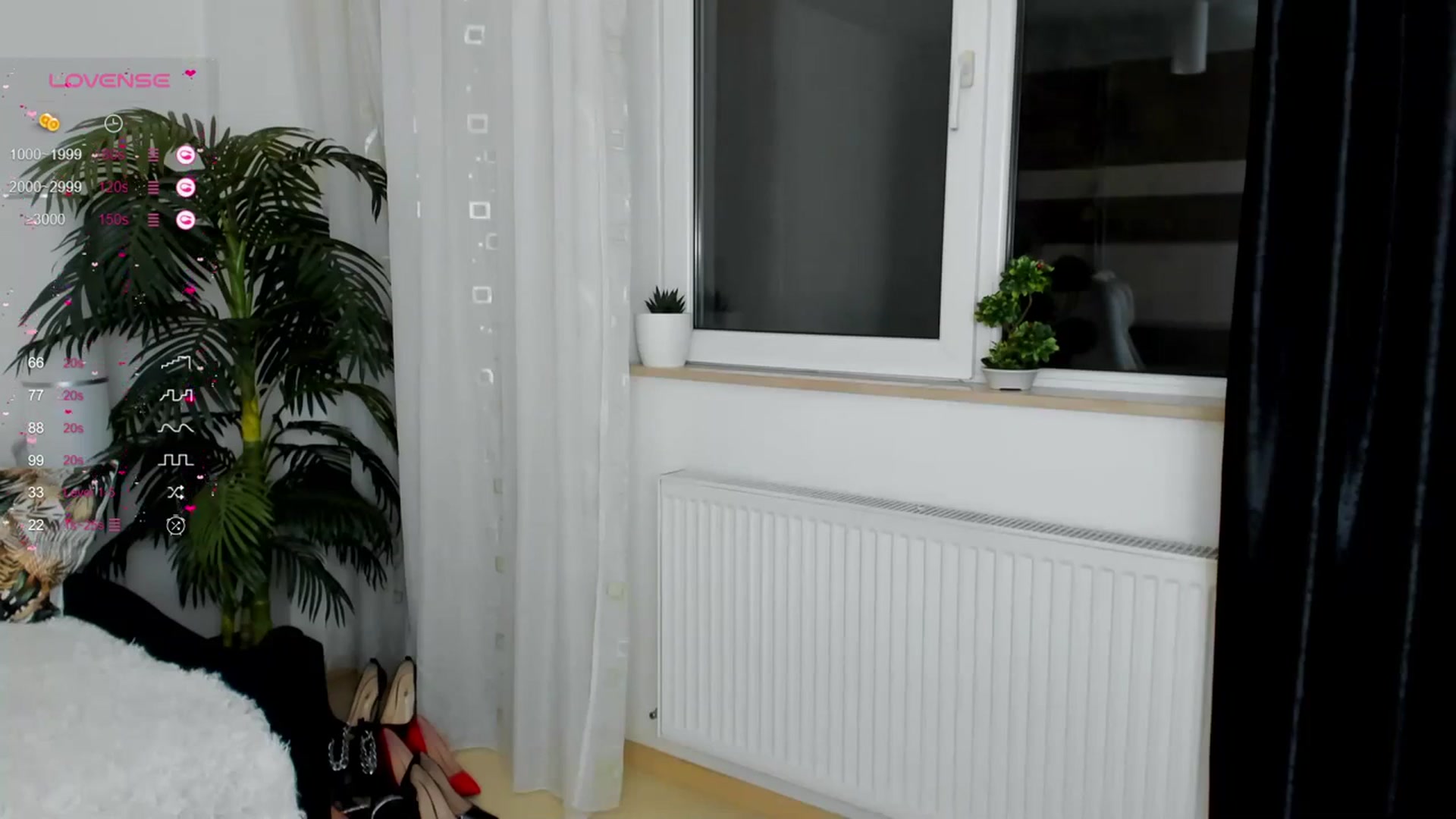 Gallery image thumbnail from Queenevamaria's myfreecams stream on, 04/09/2024, 20:41 image 8 of 20