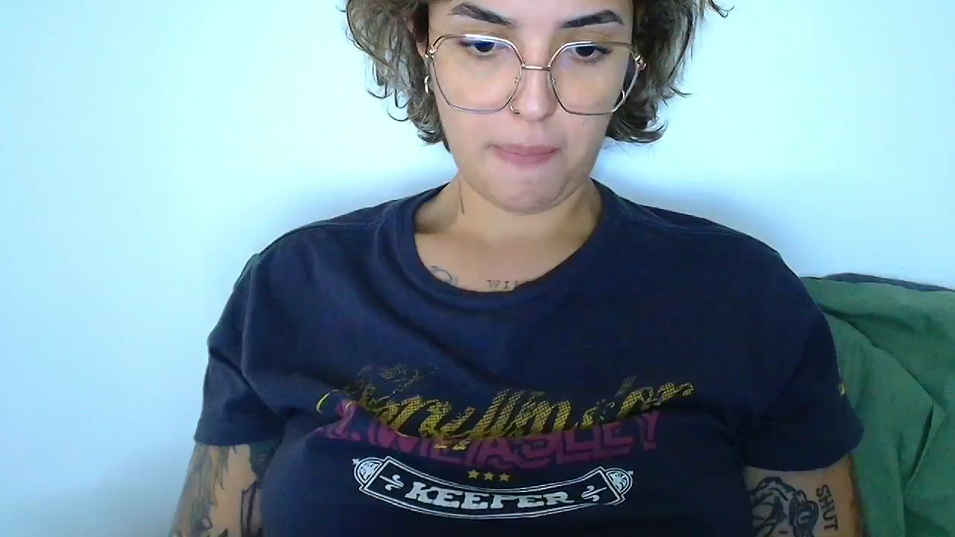 Gallery image thumbnail from QueensNYC's myfreecams stream on, 11/12/2024, 17:42 image 10 of 20