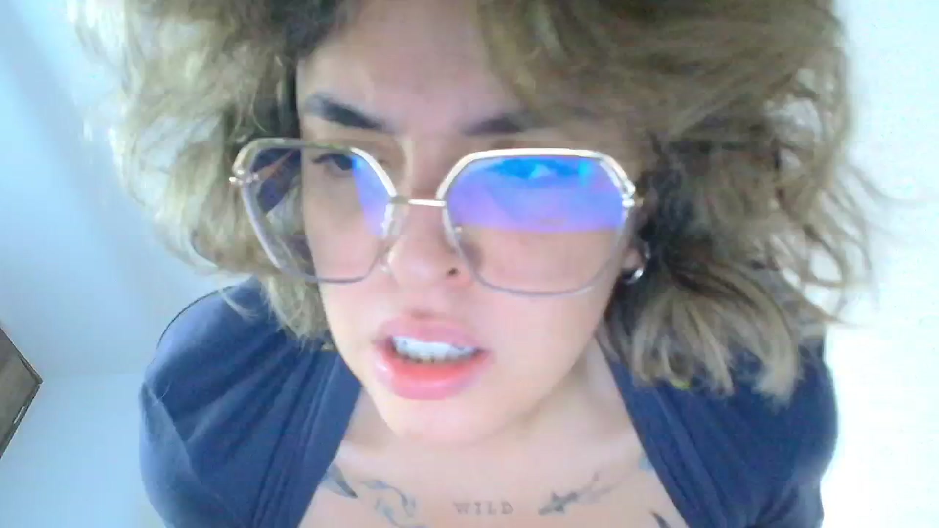 Gallery image thumbnail from QueensNYC's myfreecams stream on, 11/14/2024, 16:04 image 4 of 20