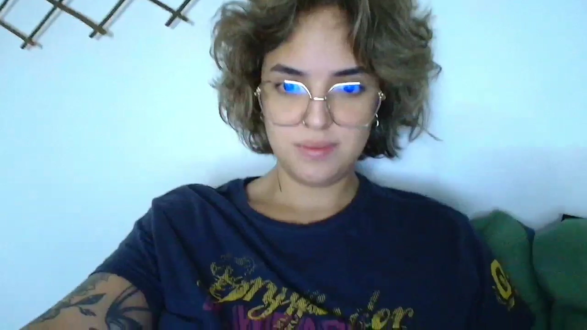 Gallery image thumbnail from QueensNYC's myfreecams stream on, 11/14/2024, 16:04 image 14 of 20