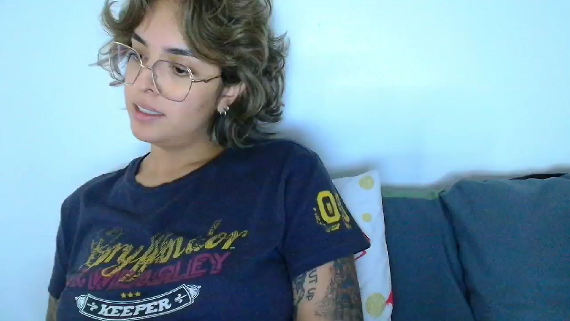 Gallery image thumbnail from QueensNYC's myfreecams stream on, 11/15/2024, 17:06 image 7 of 20
