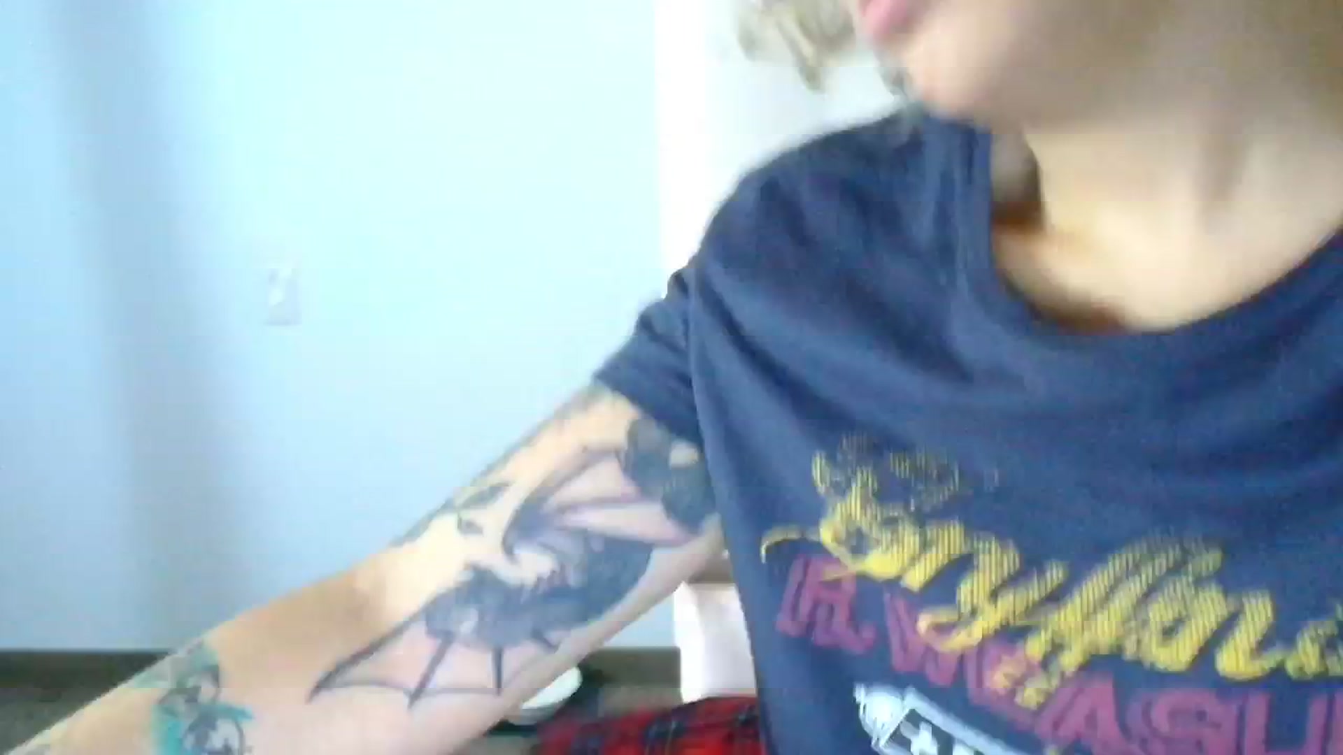 Gallery image thumbnail from QueensNYC's myfreecams stream on, 11/15/2024, 17:06 image 12 of 20