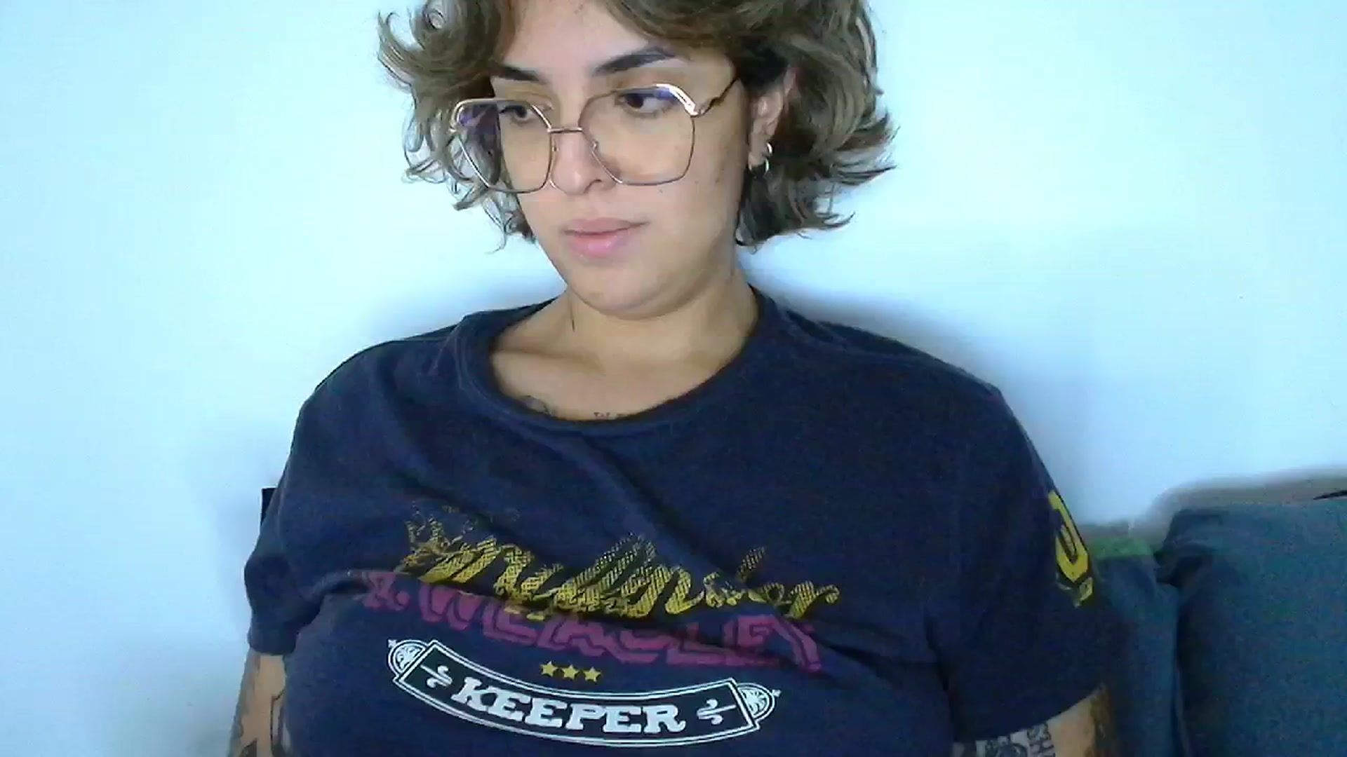Gallery image thumbnail from QueensNYC's myfreecams stream on, 11/15/2024, 17:06 image 14 of 20