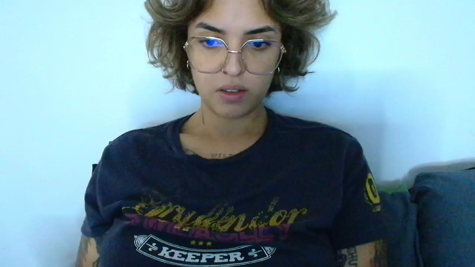 Gallery image thumbnail from QueensNYC's myfreecams stream on, 11/15/2024, 17:06 image 15 of 20