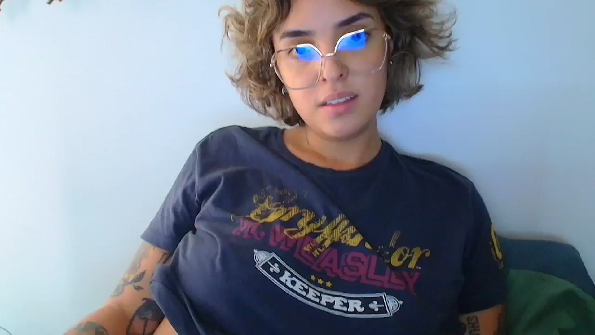 Gallery image thumbnail from QueensNYC's myfreecams stream on, 11/19/2024, 18:45 image 19 of 20