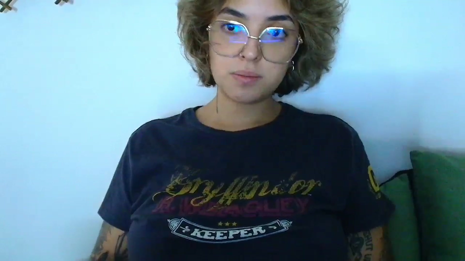 Gallery image thumbnail from QueensNYC's myfreecams stream on, 11/20/2024, 16:43 image 8 of 20