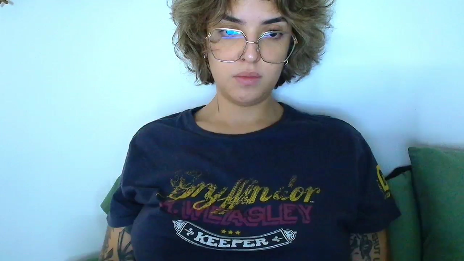Gallery image thumbnail from QueensNYC's myfreecams stream on, 11/20/2024, 16:43 image 10 of 20