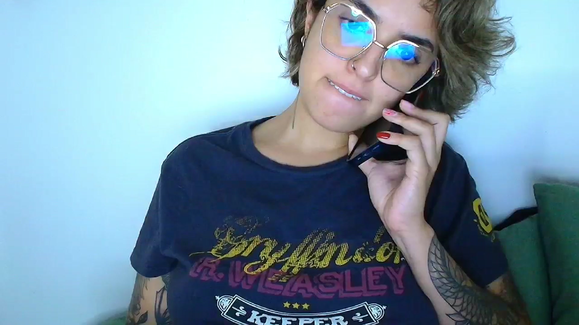 Gallery image thumbnail from QueensNYC's myfreecams stream on, 11/20/2024, 16:43 image 16 of 20