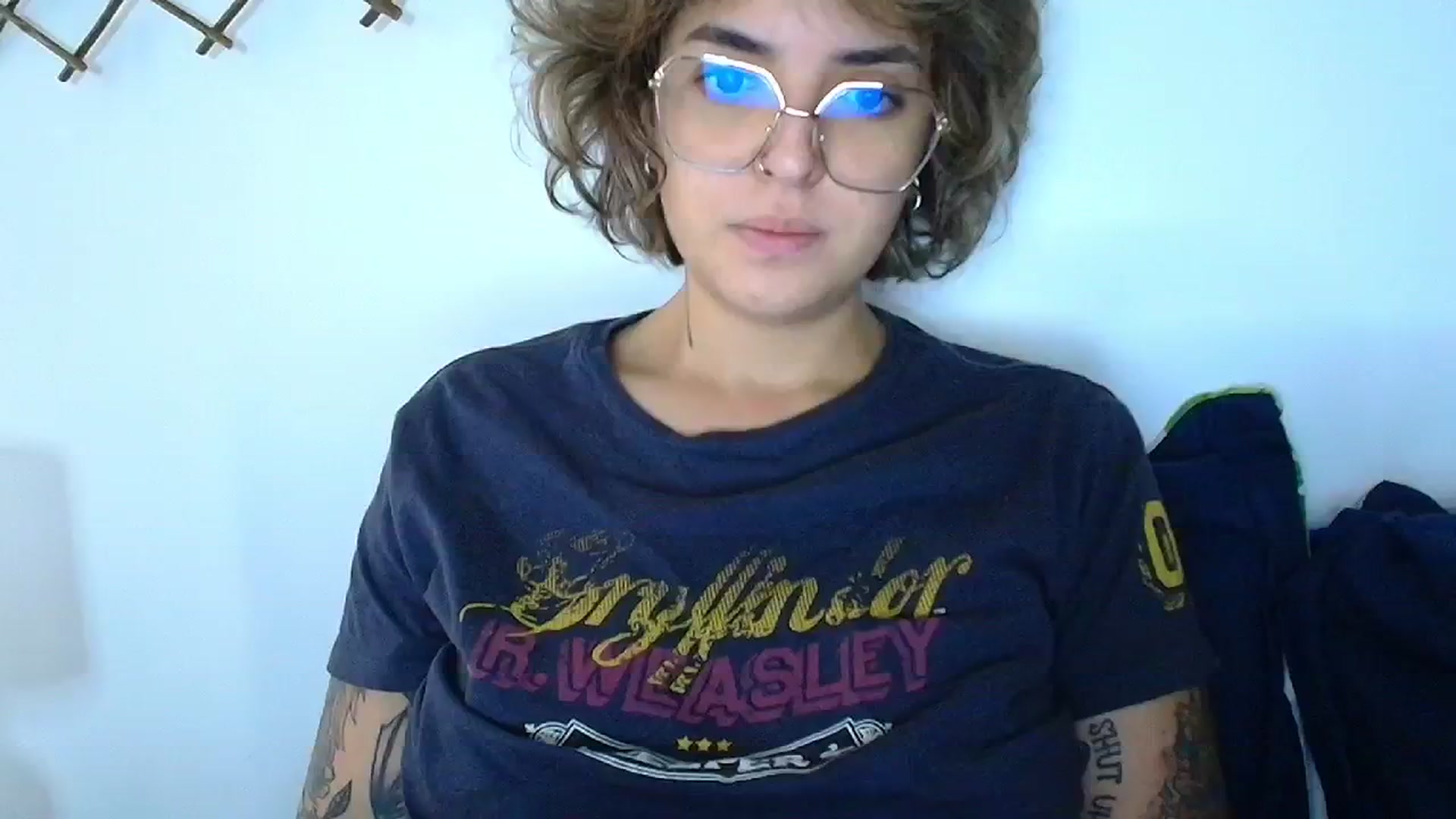 Gallery image thumbnail from QueensNYC's myfreecams stream on, 12/02/2024, 17:02 image 7 of 20