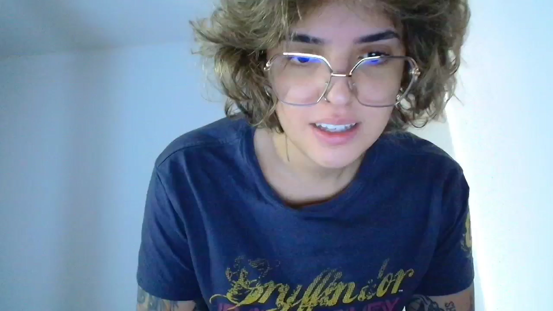Gallery image thumbnail from QueensNYC's myfreecams stream on, 12/02/2024, 17:02 image 13 of 20
