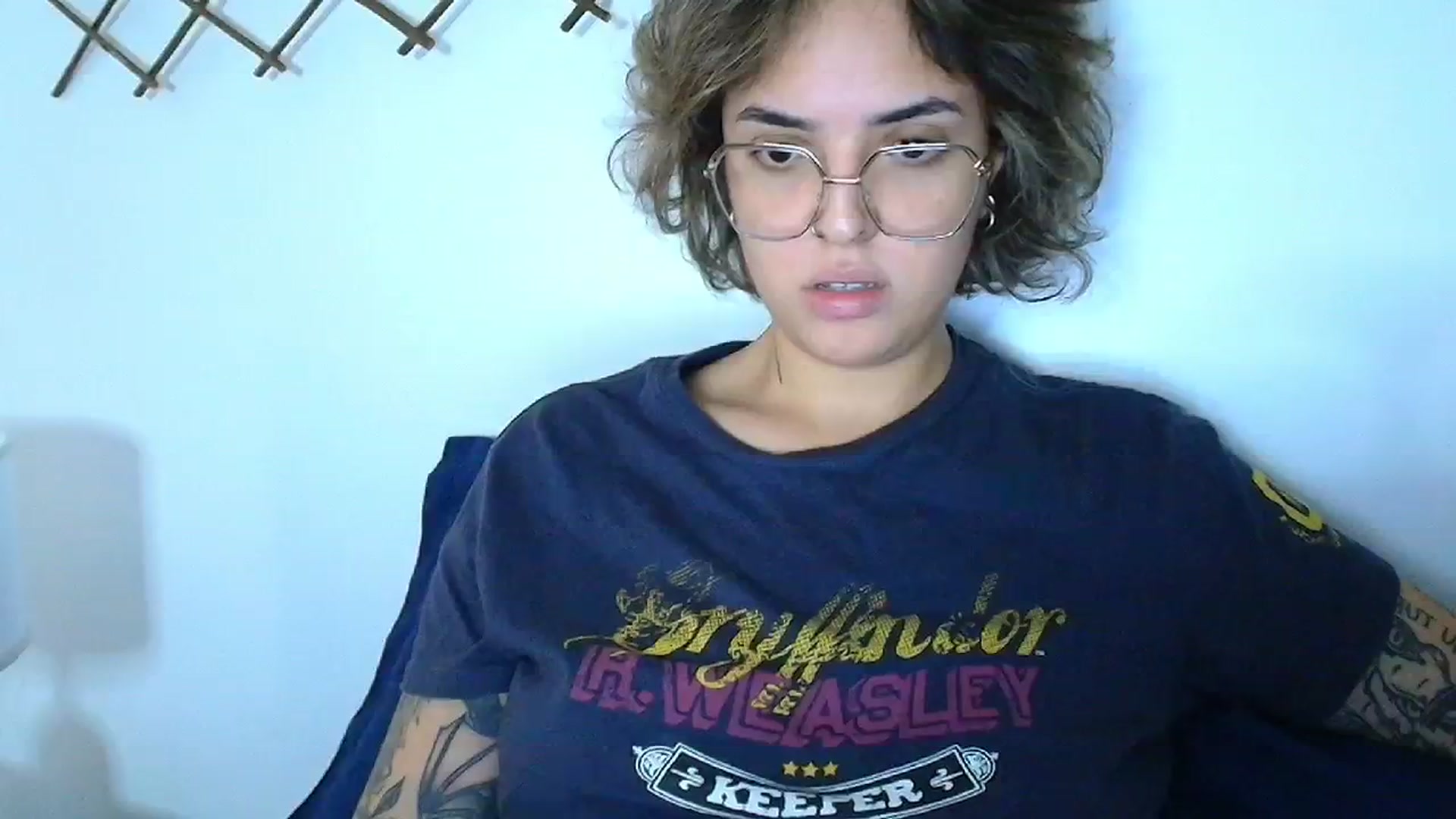 Gallery image thumbnail from QueensNYC's myfreecams stream on, 12/02/2024, 18:32 image 17 of 20