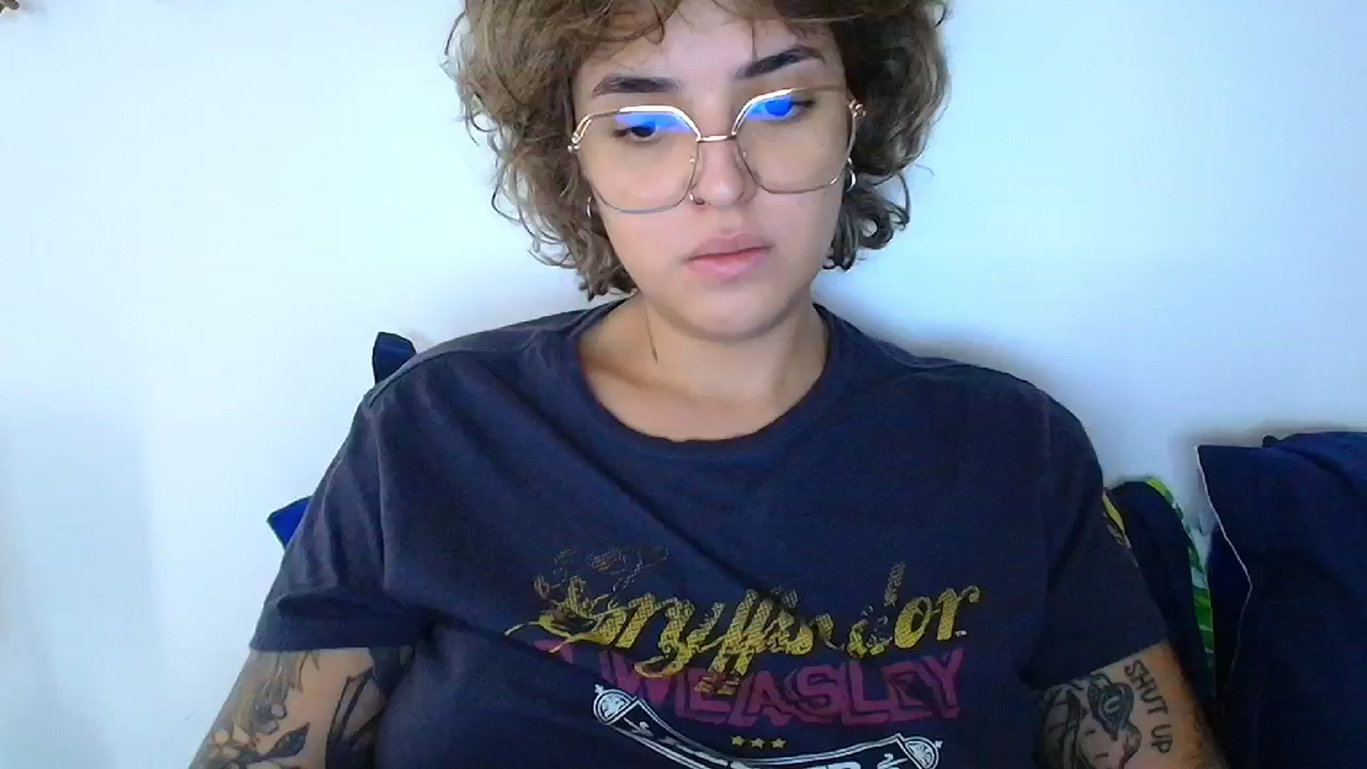 Gallery image thumbnail from QueensNYC's myfreecams stream on, 12/04/2024, 18:07 image 9 of 20