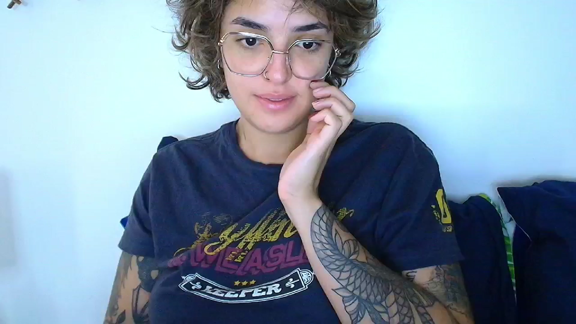 Gallery image thumbnail from QueensNYC's myfreecams stream on, 12/04/2024, 18:07 image 3 of 20