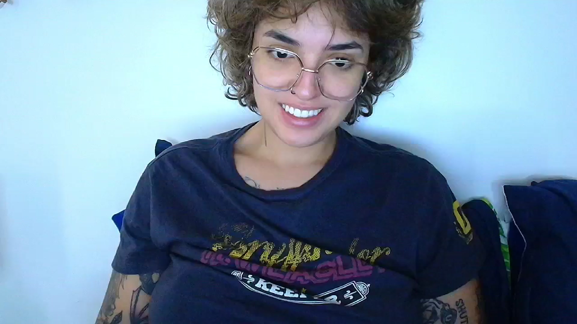 Gallery image thumbnail from QueensNYC's myfreecams stream on, 12/04/2024, 18:07 image 7 of 20