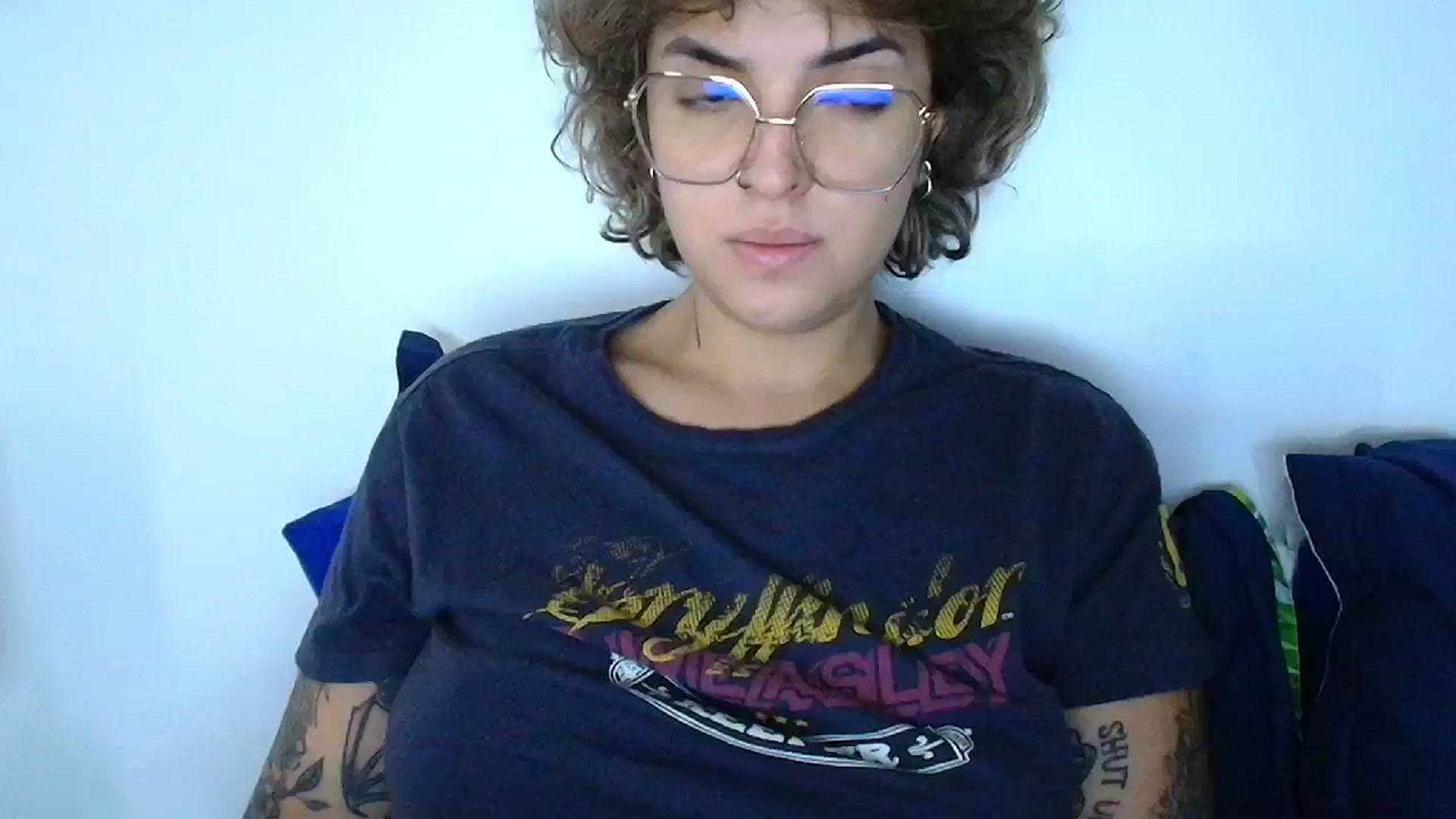 Gallery image thumbnail from QueensNYC's myfreecams stream on, 12/04/2024, 18:07 image 8 of 20