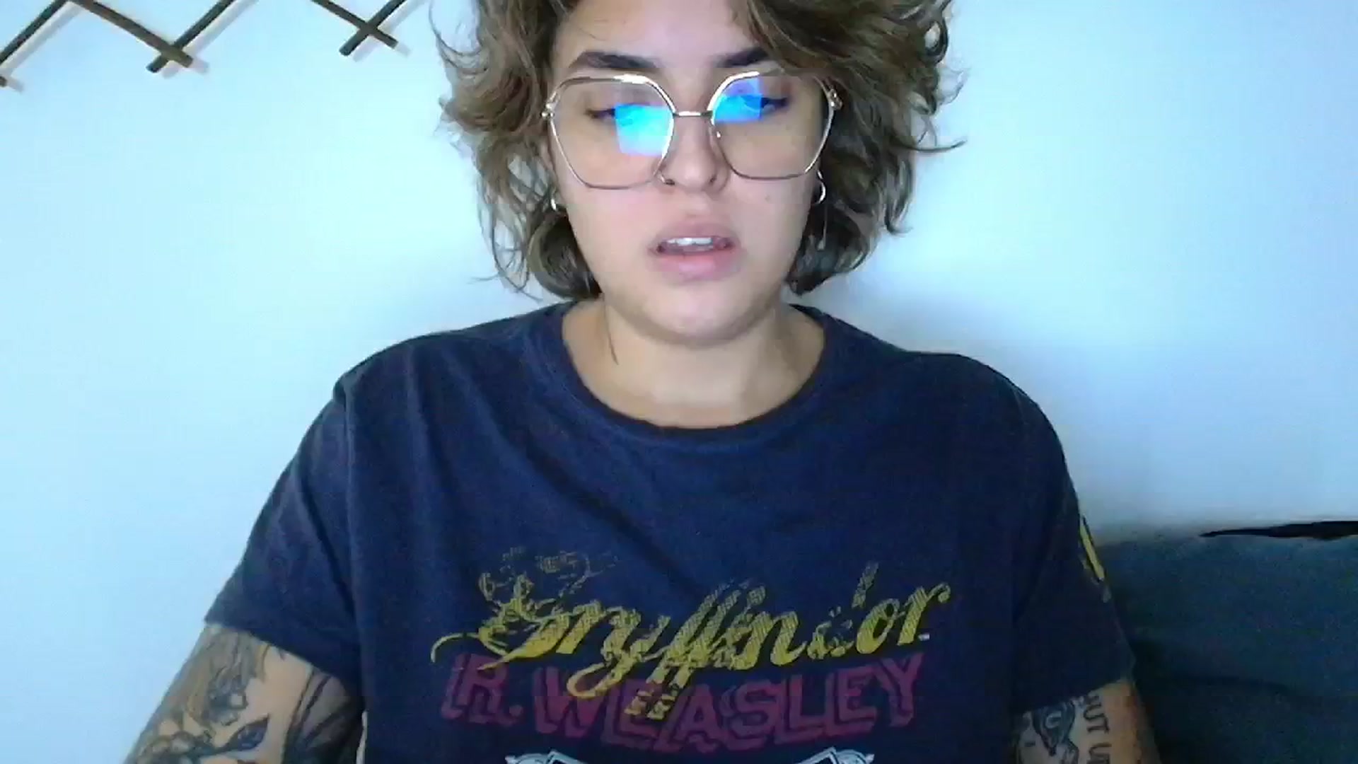 Gallery image thumbnail from QueensNYC's myfreecams stream on, 12/10/2024, 17:28 image 19 of 20