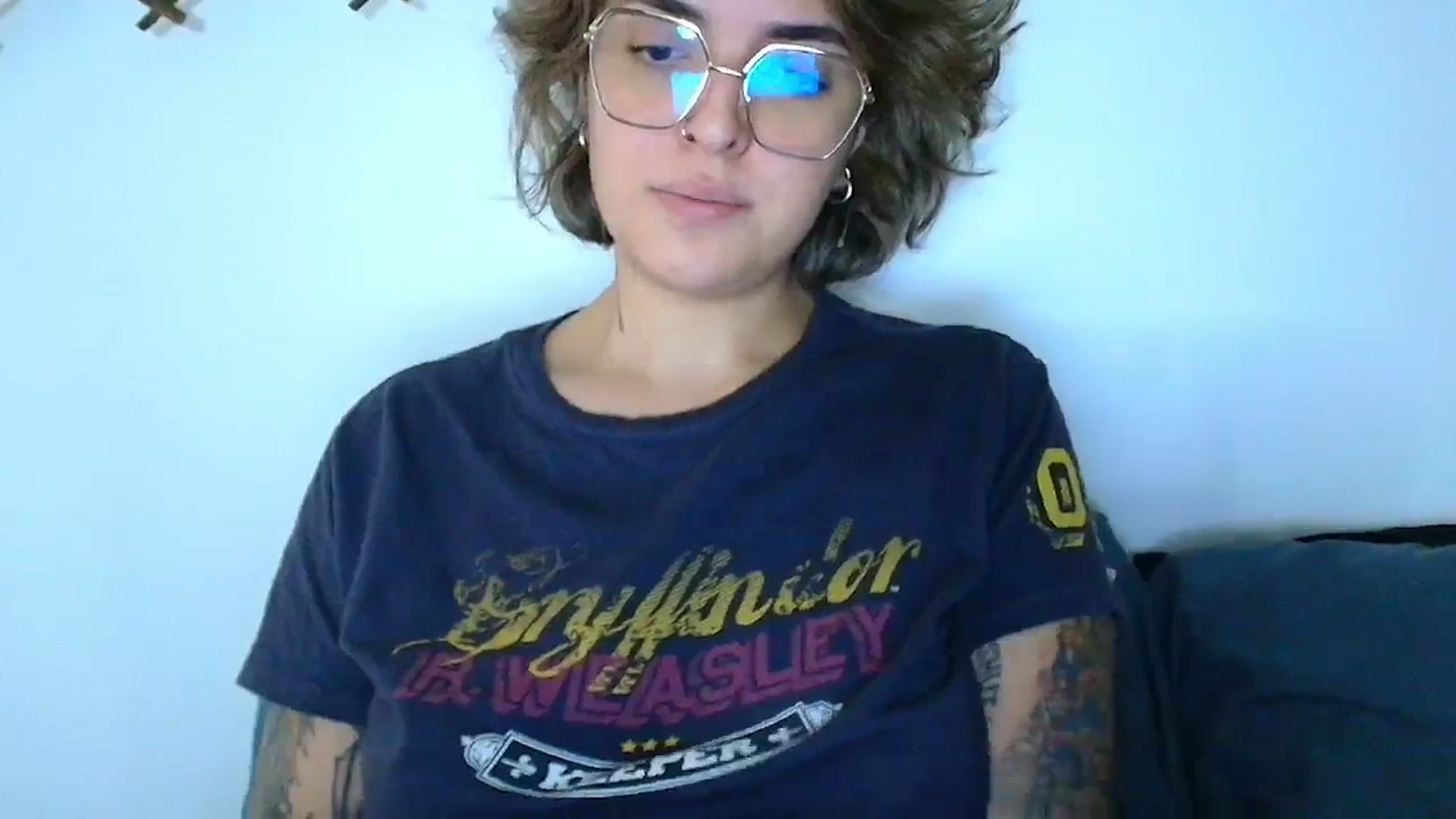 Gallery image thumbnail from QueensNYC's myfreecams stream on, 12/10/2024, 17:28 image 13 of 20