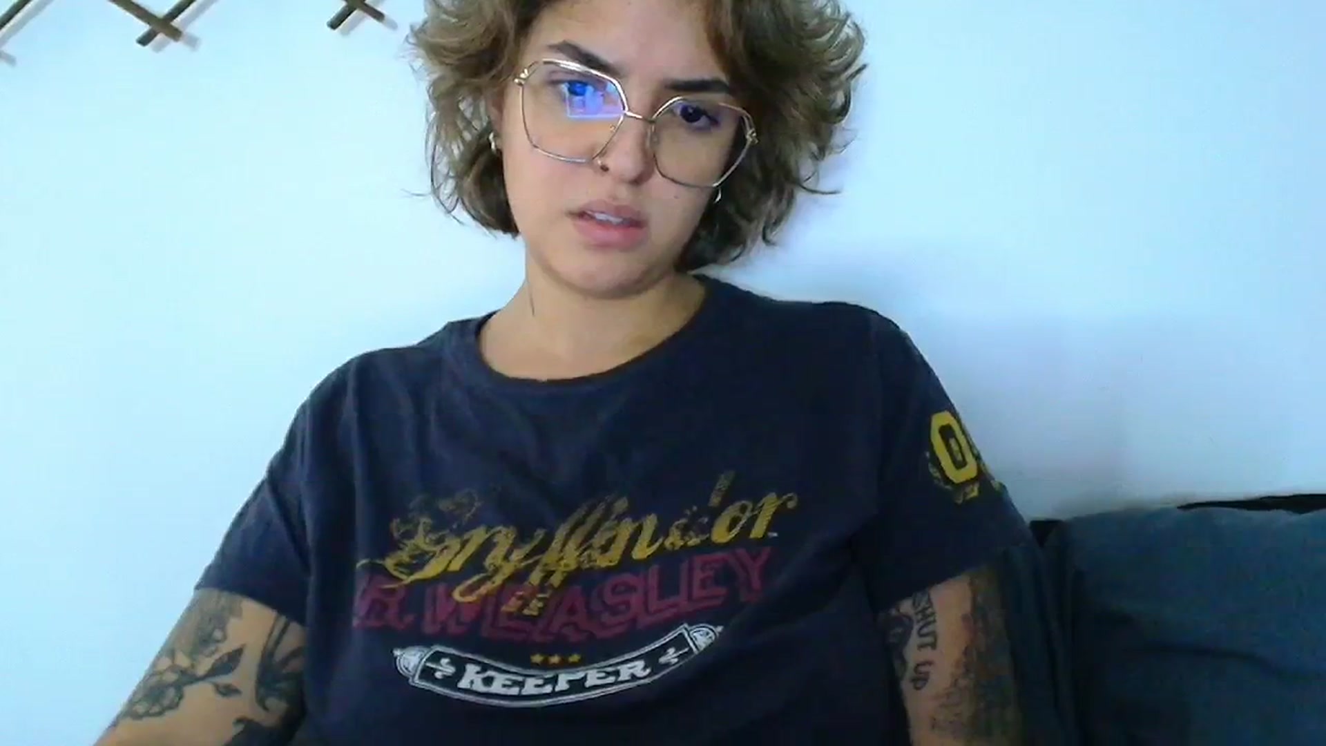 Gallery image thumbnail from QueensNYC's myfreecams stream on, 12/10/2024, 17:28 image 15 of 20