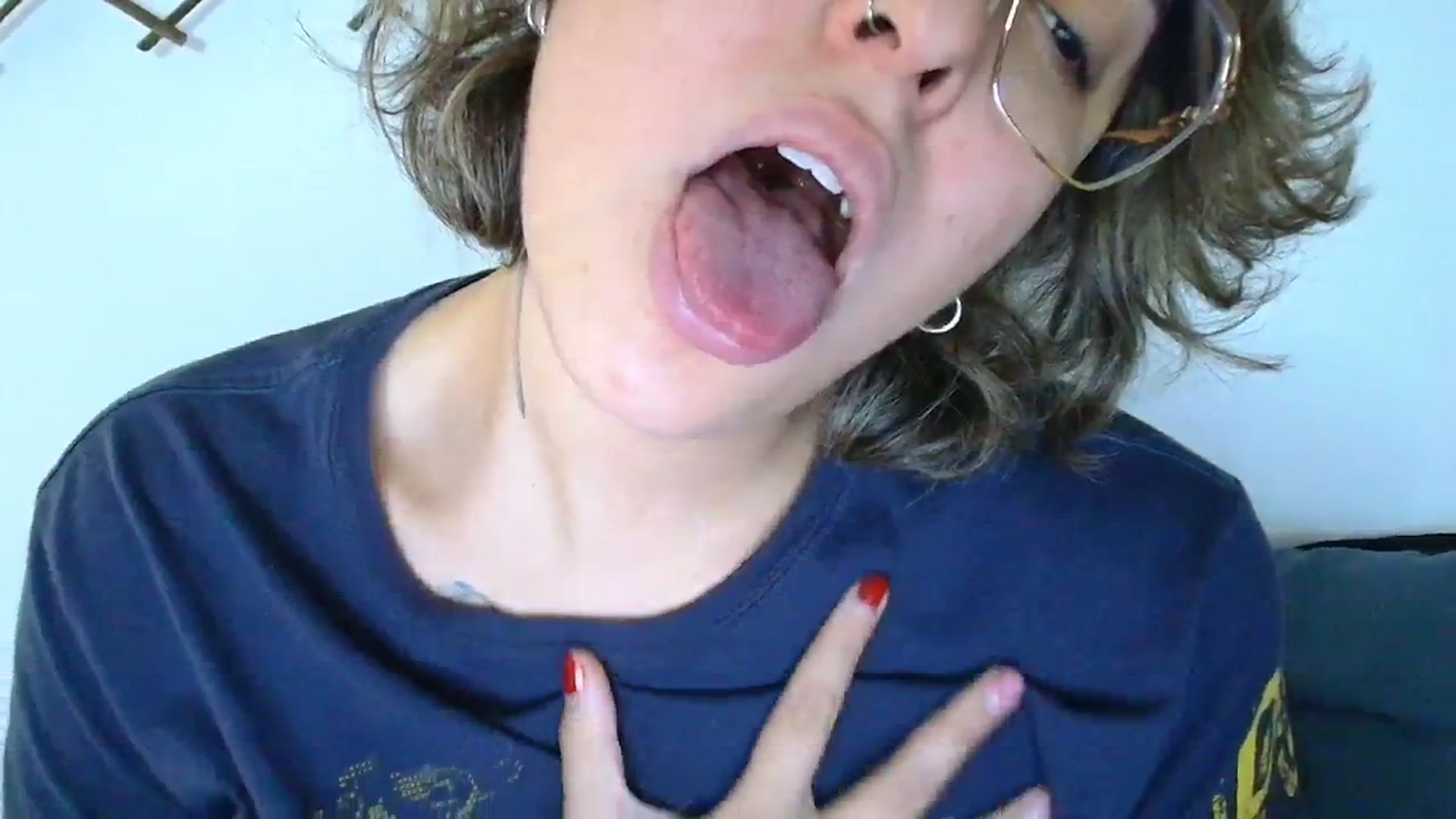 Gallery image thumbnail from QueensNYC's myfreecams stream on, 12/10/2024, 17:28 image 8 of 20
