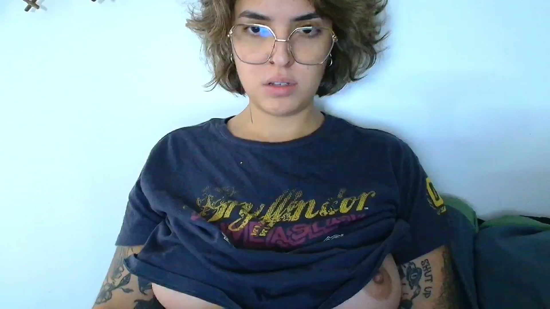 Gallery image thumbnail from QueensNYC's myfreecams stream on, 12/10/2024, 19:28 image 4 of 20