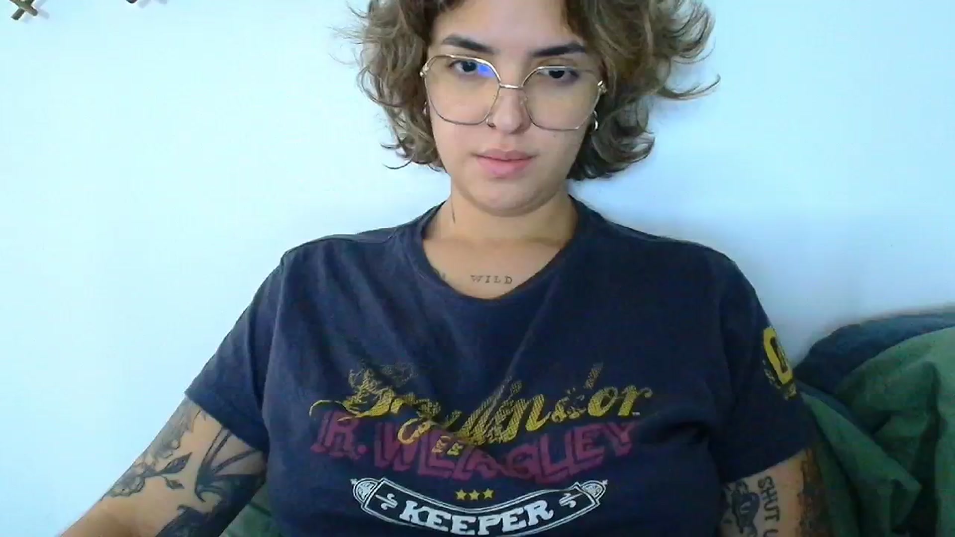 Gallery image thumbnail from QueensNYC's myfreecams stream on, 12/11/2024, 17:30 image 19 of 20