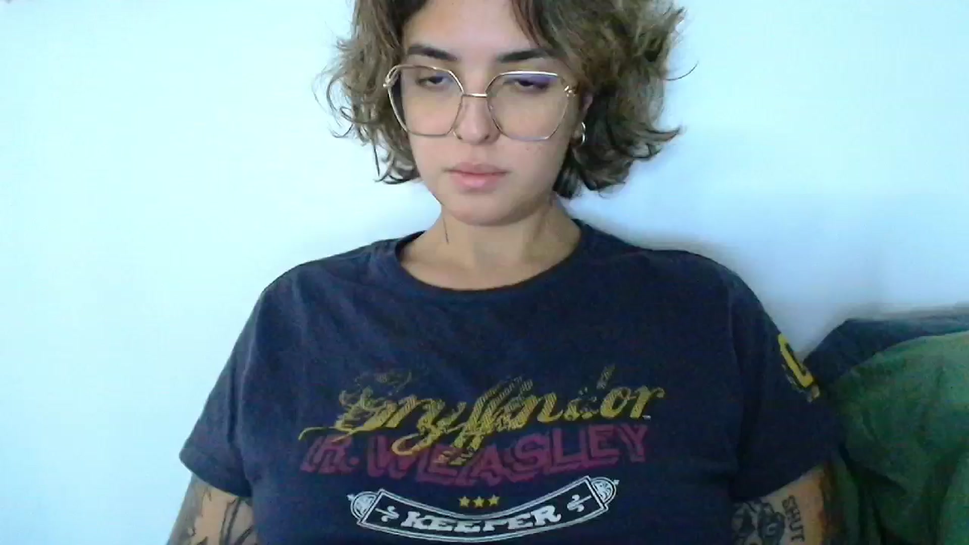 Gallery image thumbnail from QueensNYC's myfreecams stream on, 12/11/2024, 17:30 image 1 of 20
