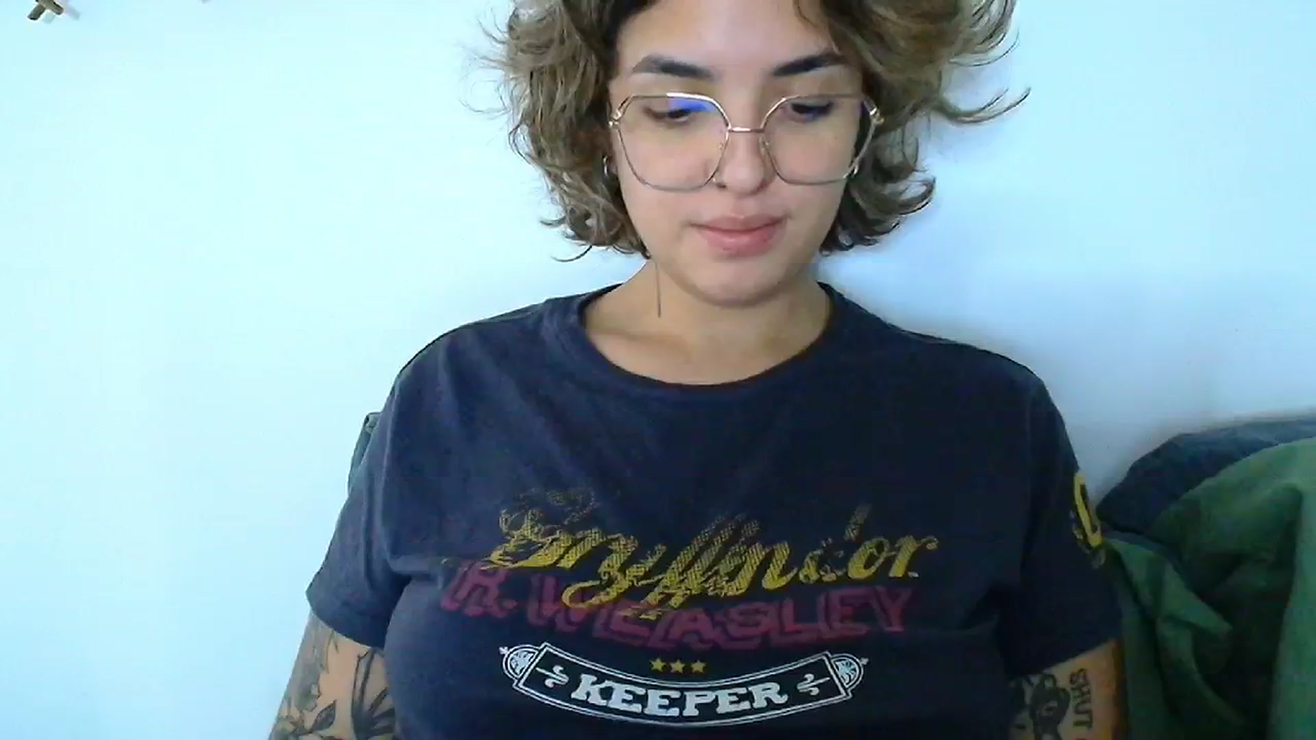 Gallery image thumbnail from QueensNYC's myfreecams stream on, 12/11/2024, 17:30 image 11 of 20