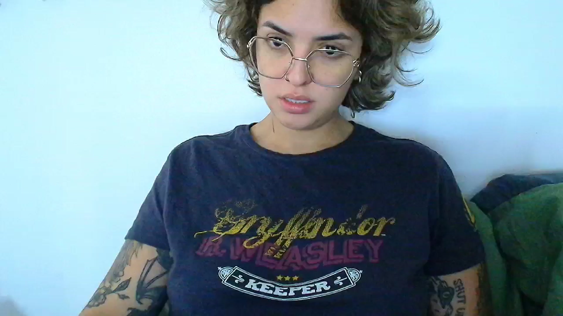 Gallery image thumbnail from QueensNYC's myfreecams stream on, 12/11/2024, 17:30 image 3 of 20