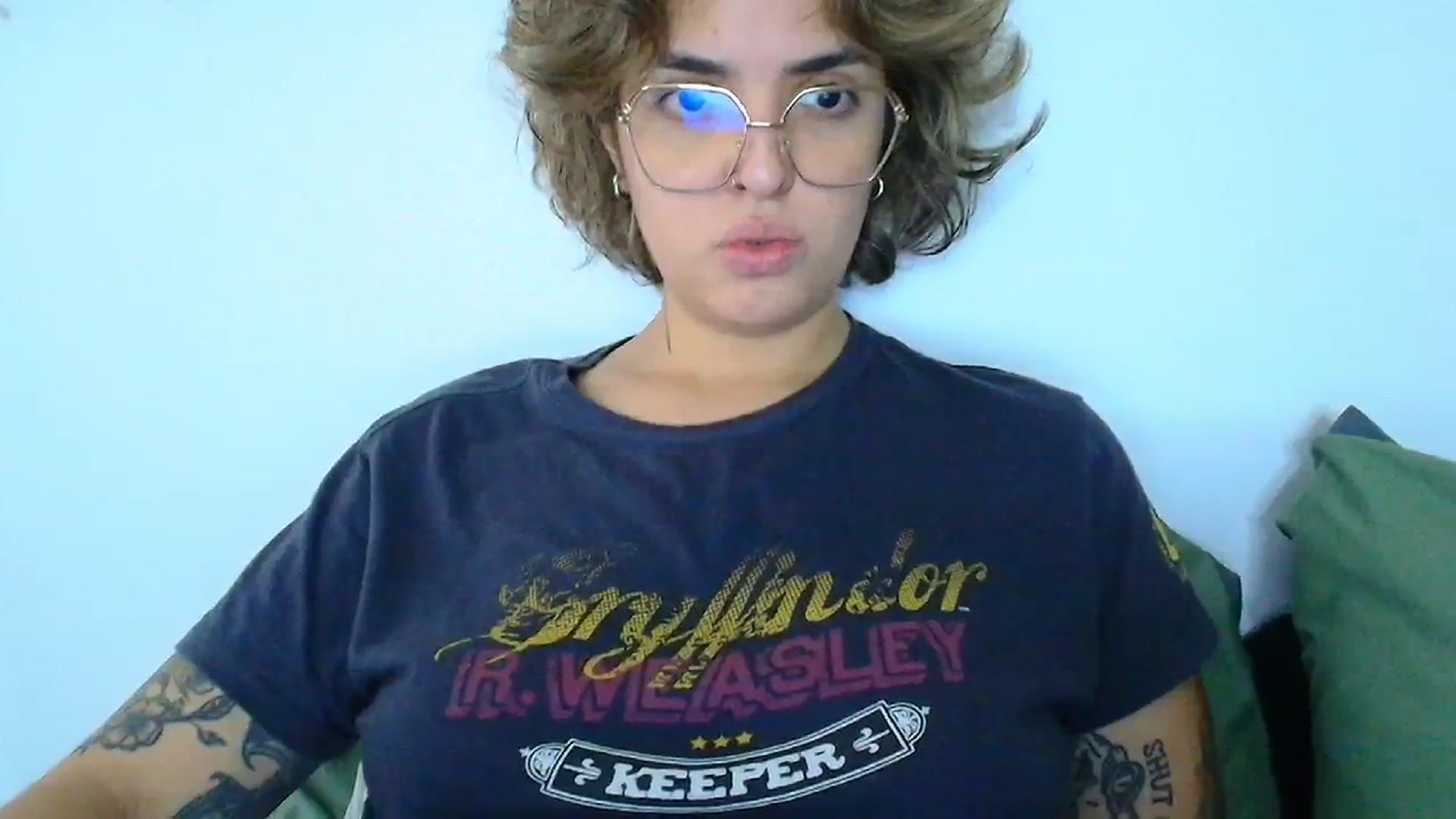 Gallery image thumbnail from QueensNYC's myfreecams stream on, 12/16/2024, 16:51 image 20 of 20
