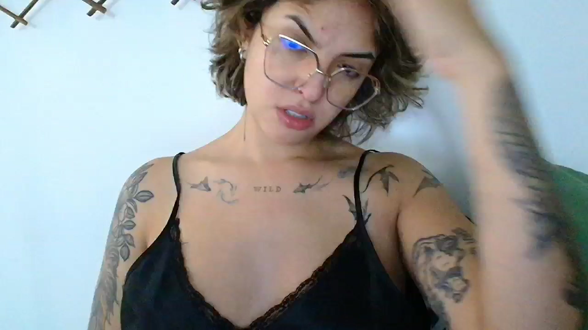 Gallery image thumbnail from QueensNYC's myfreecams stream on, 12/19/2024, 16:47 image 20 of 20