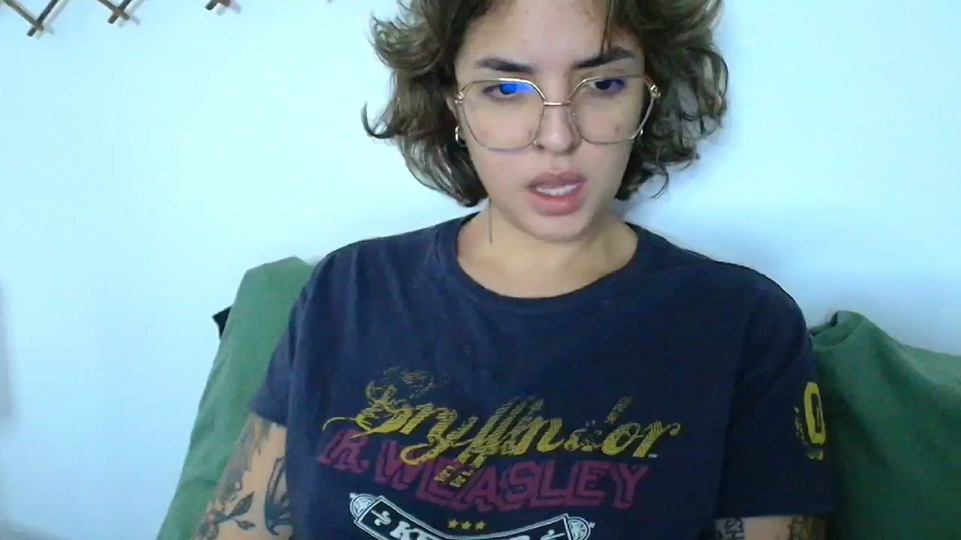 Gallery image thumbnail from QueensNYC's myfreecams stream on, 12/26/2024, 16:31 image 2 of 20