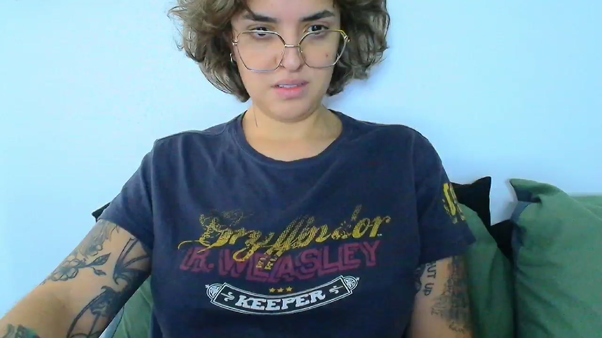 Gallery image thumbnail from QueensNYC's myfreecams stream on, 12/26/2024, 17:23 image 20 of 20