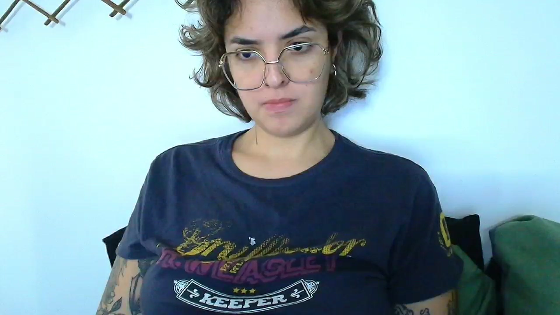 Gallery image thumbnail from QueensNYC's myfreecams stream on, 12/26/2024, 17:23 image 5 of 20