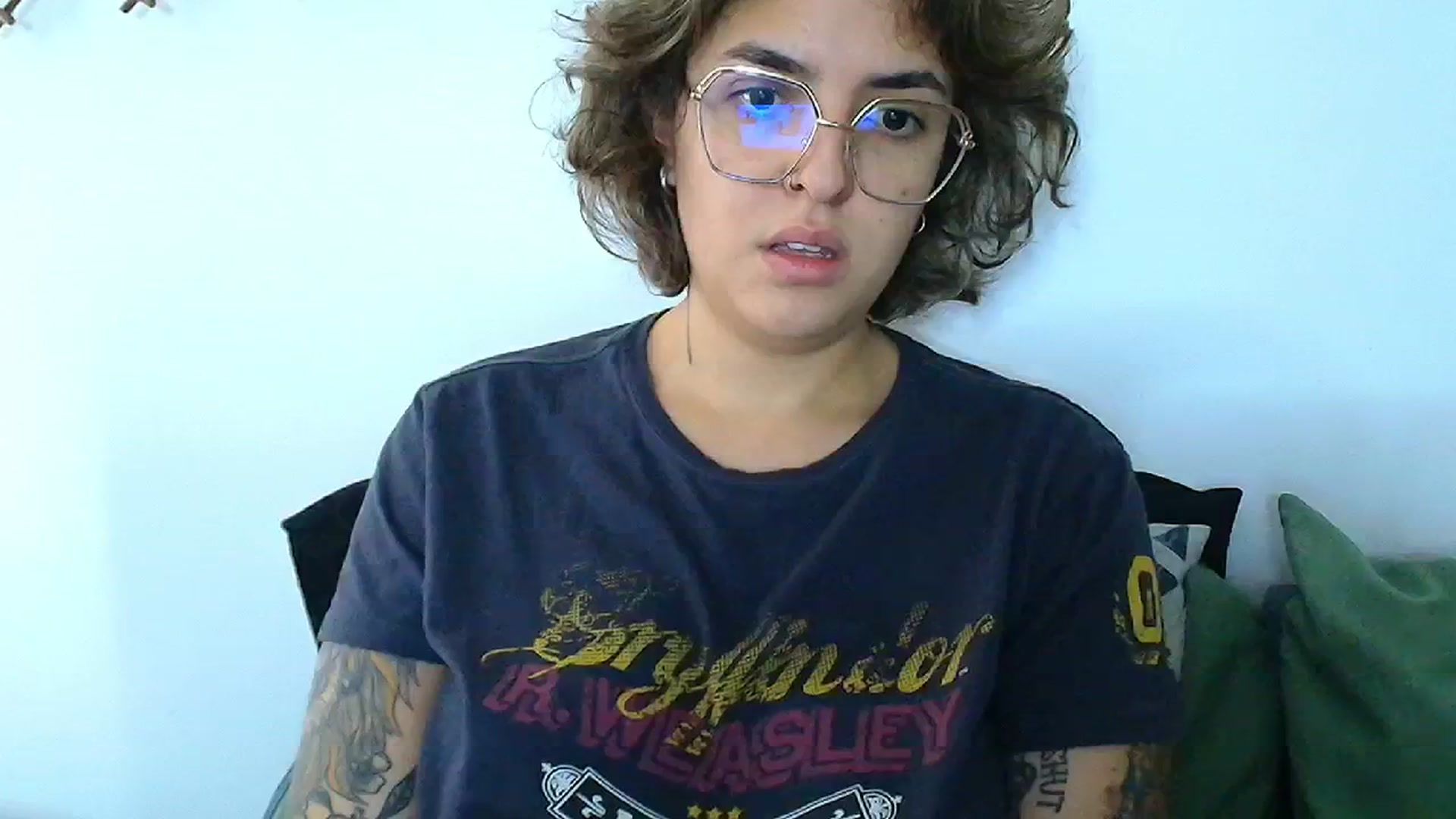 Gallery image thumbnail from QueensNYC's myfreecams stream on, 12/26/2024, 17:52 image 17 of 20