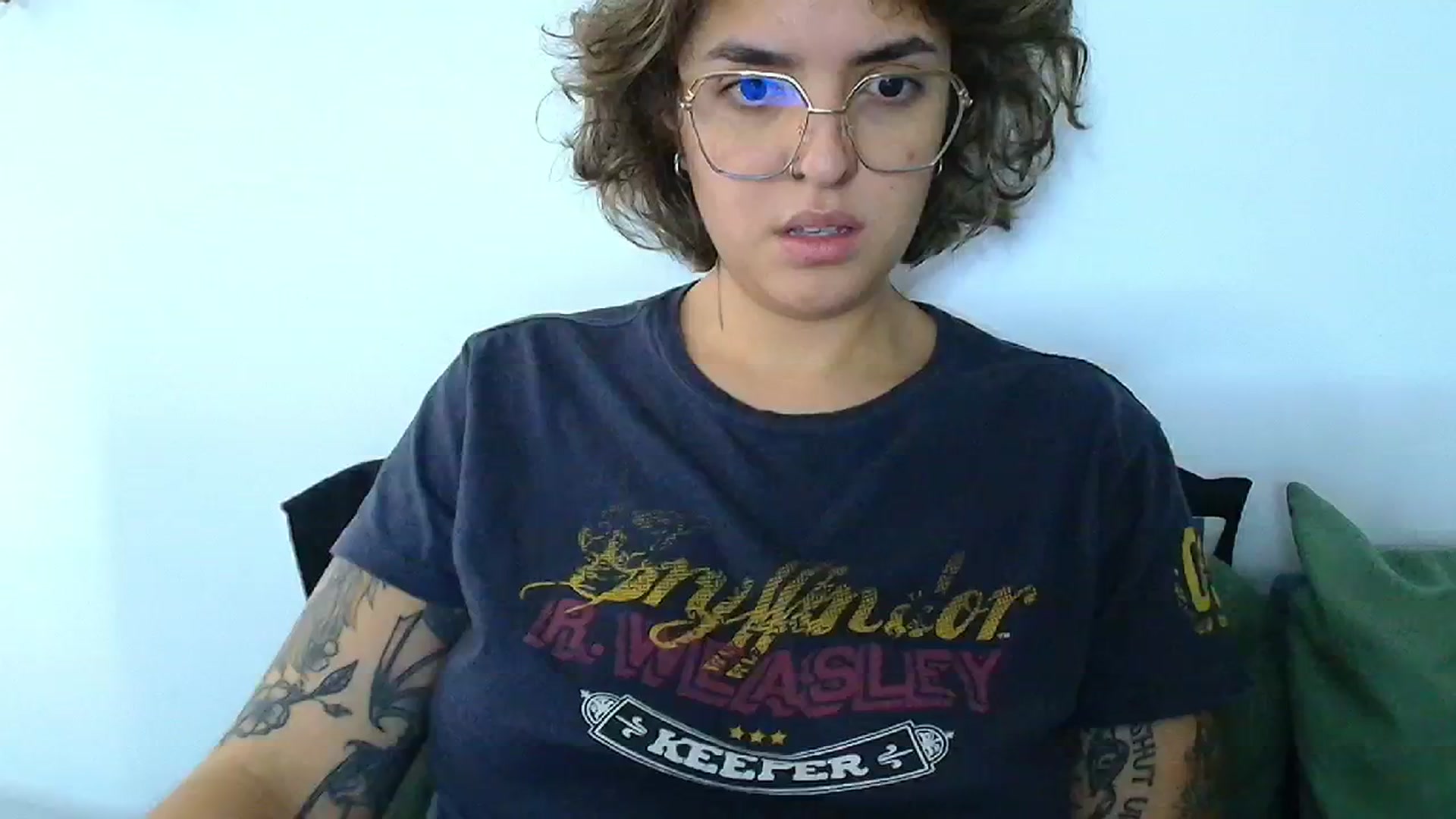 Gallery image thumbnail from QueensNYC's myfreecams stream on, 12/26/2024, 17:52 image 15 of 20