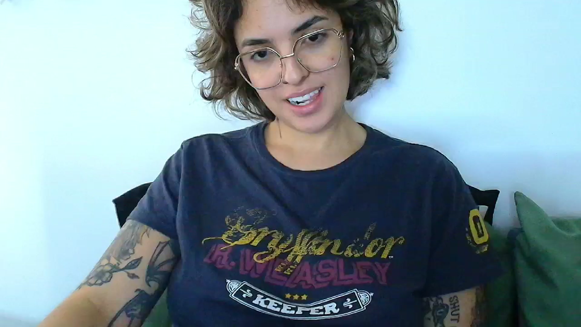 Gallery image thumbnail from QueensNYC's myfreecams stream on, 12/26/2024, 17:52 image 18 of 20