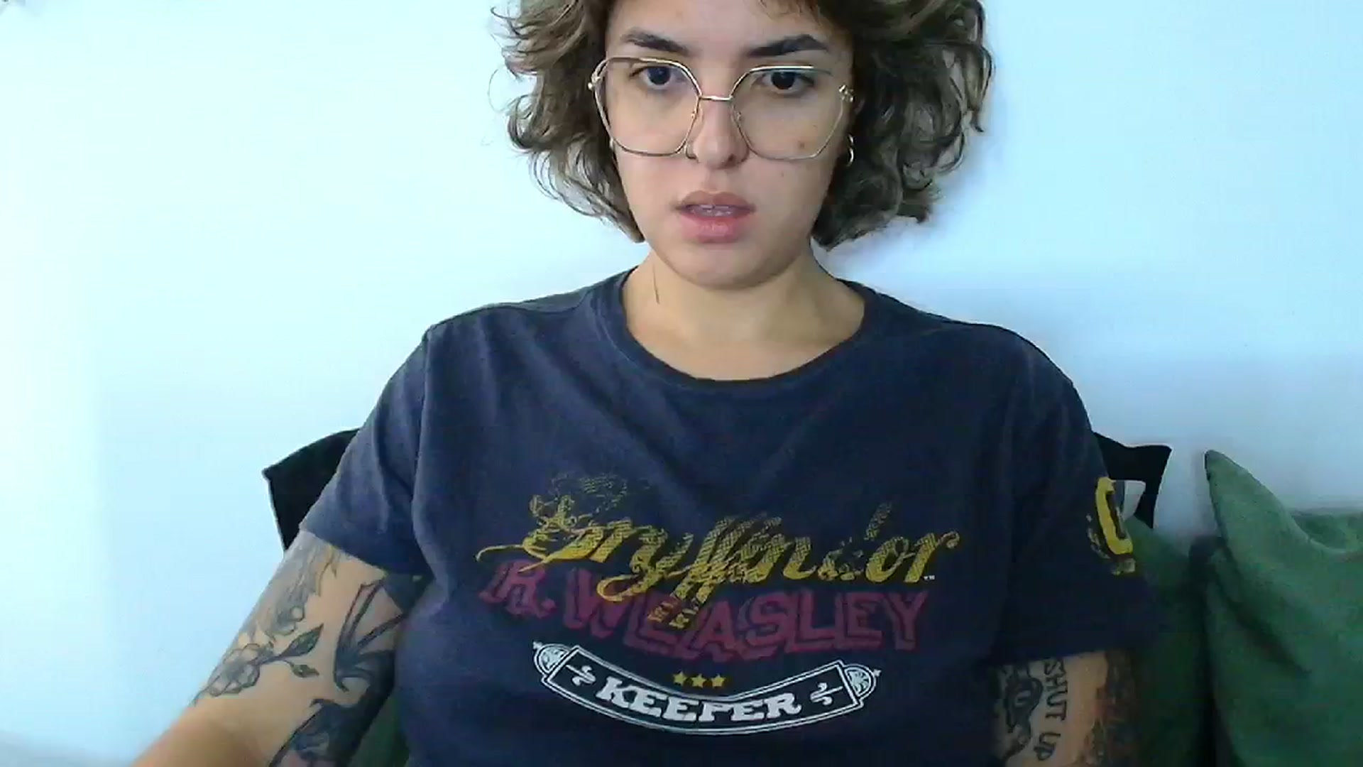 Gallery image thumbnail from QueensNYC's myfreecams stream on, 12/26/2024, 17:52 image 16 of 20