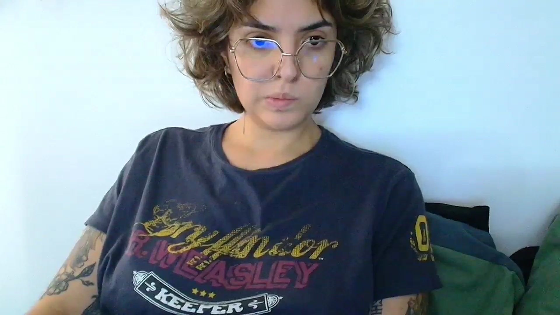Gallery image thumbnail from QueensNYC's myfreecams stream on, 12/26/2024, 18:50 image 16 of 20