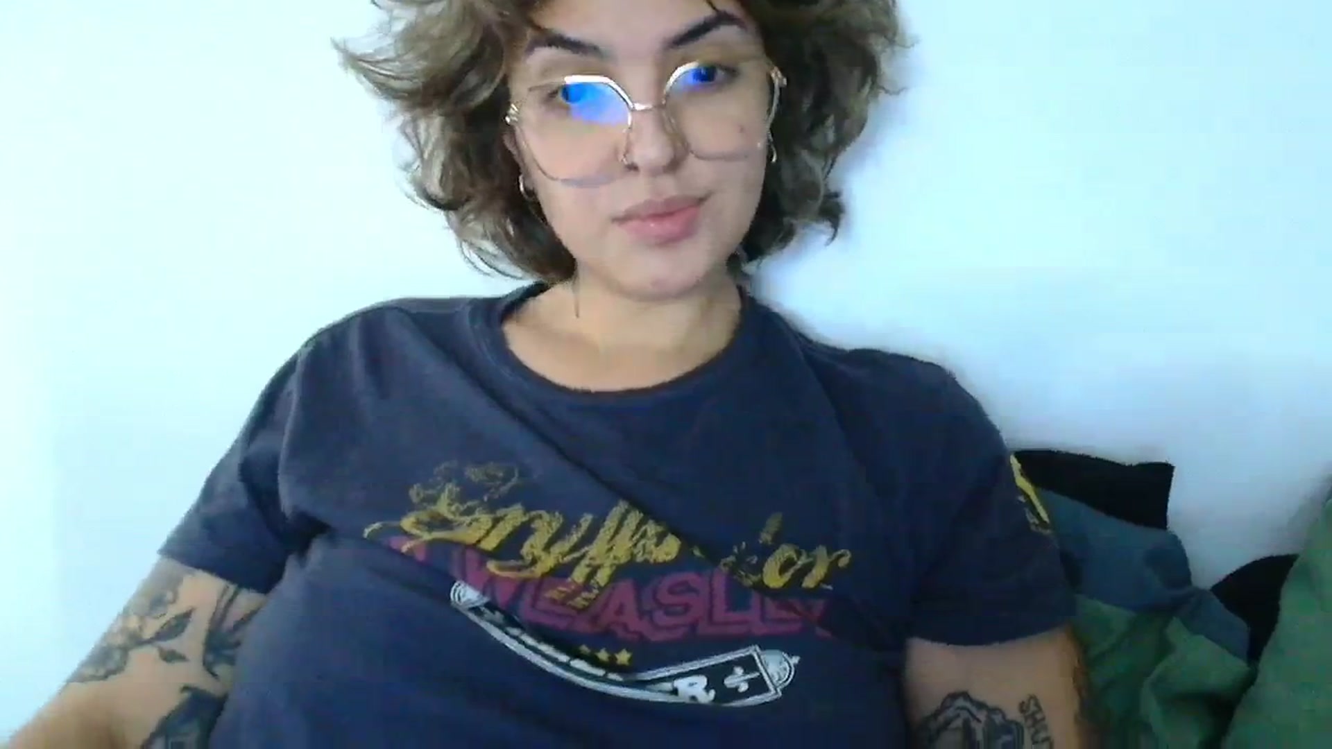 Gallery image thumbnail from QueensNYC's myfreecams stream on, 12/26/2024, 18:50 image 14 of 20