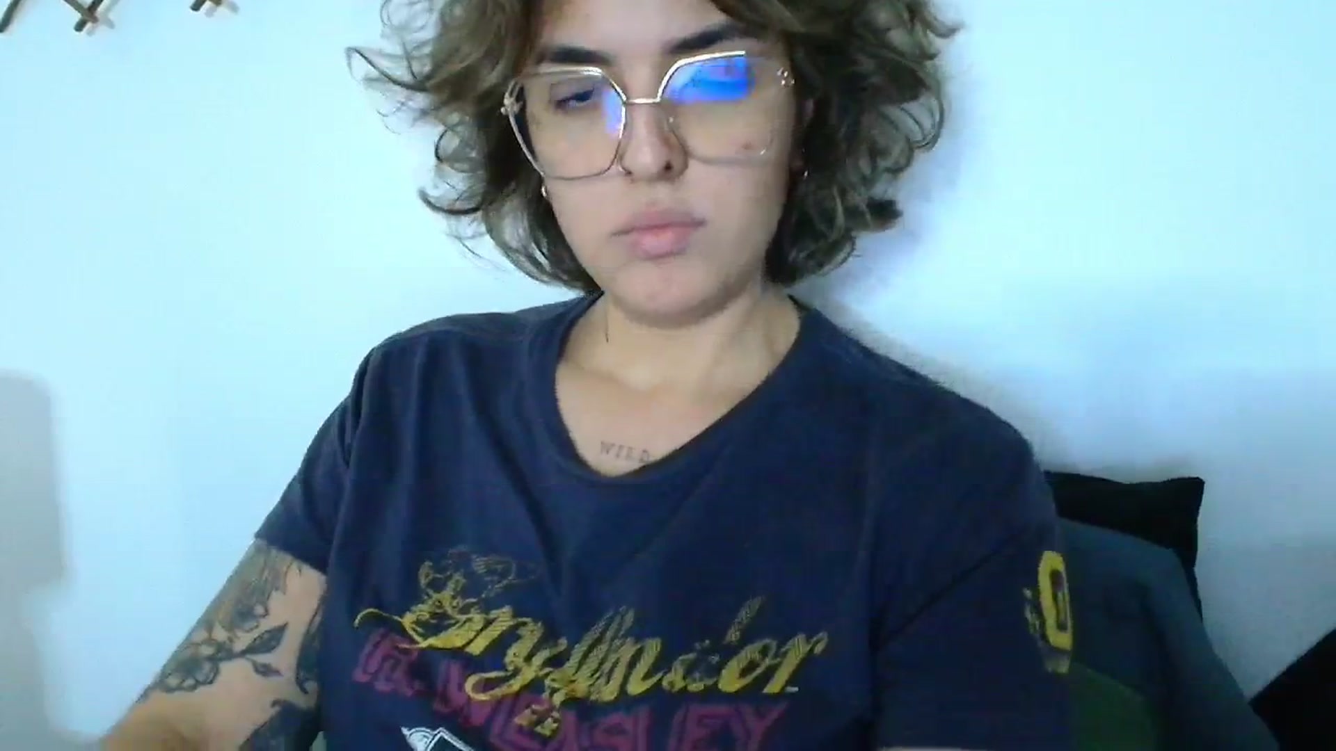 Gallery image thumbnail from QueensNYC's myfreecams stream on, 12/26/2024, 20:11 image 7 of 20