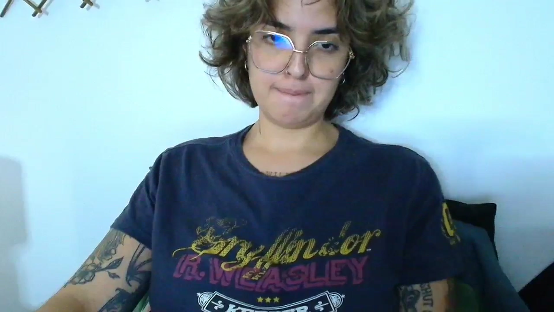 Gallery image thumbnail from QueensNYC's myfreecams stream on, 12/26/2024, 20:11 image 3 of 20